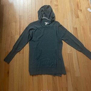 Akini Green Soft Hoodie Size Medium